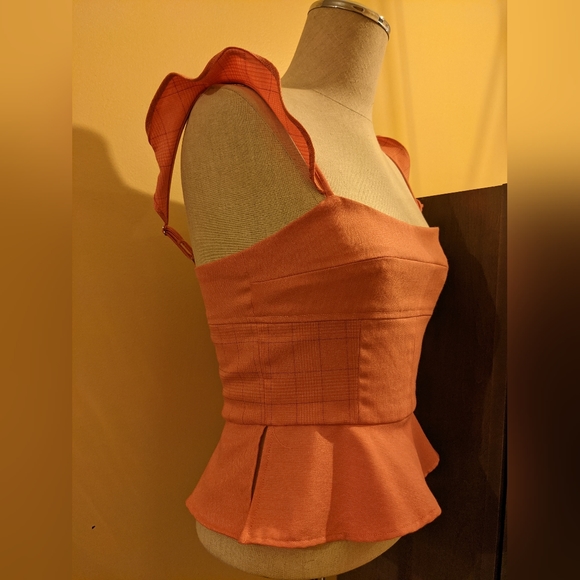 XS bcbg maxazria Salmon color corset top - Picture 2 of 10